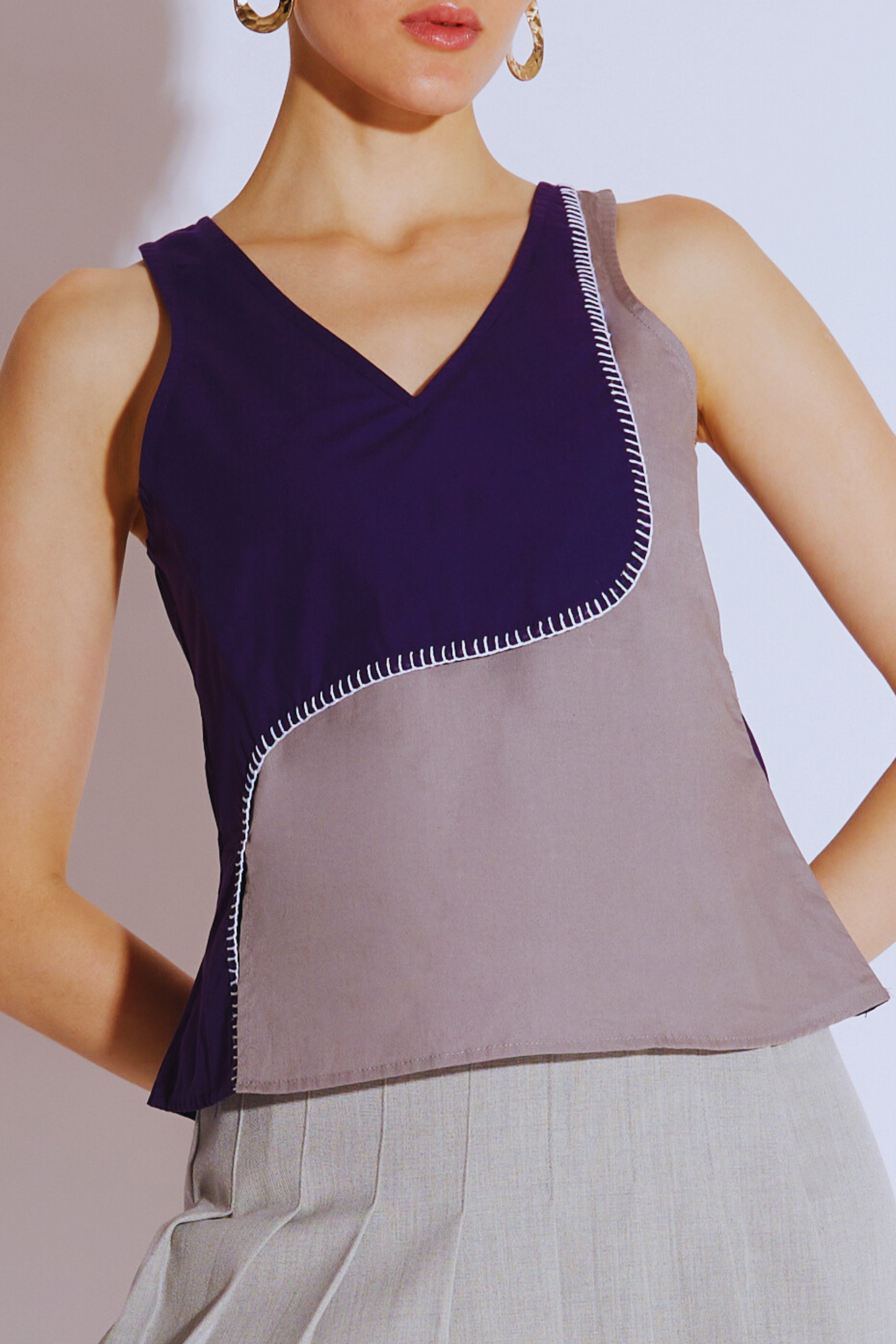 Duotone Organic Cotton V-Neck Top